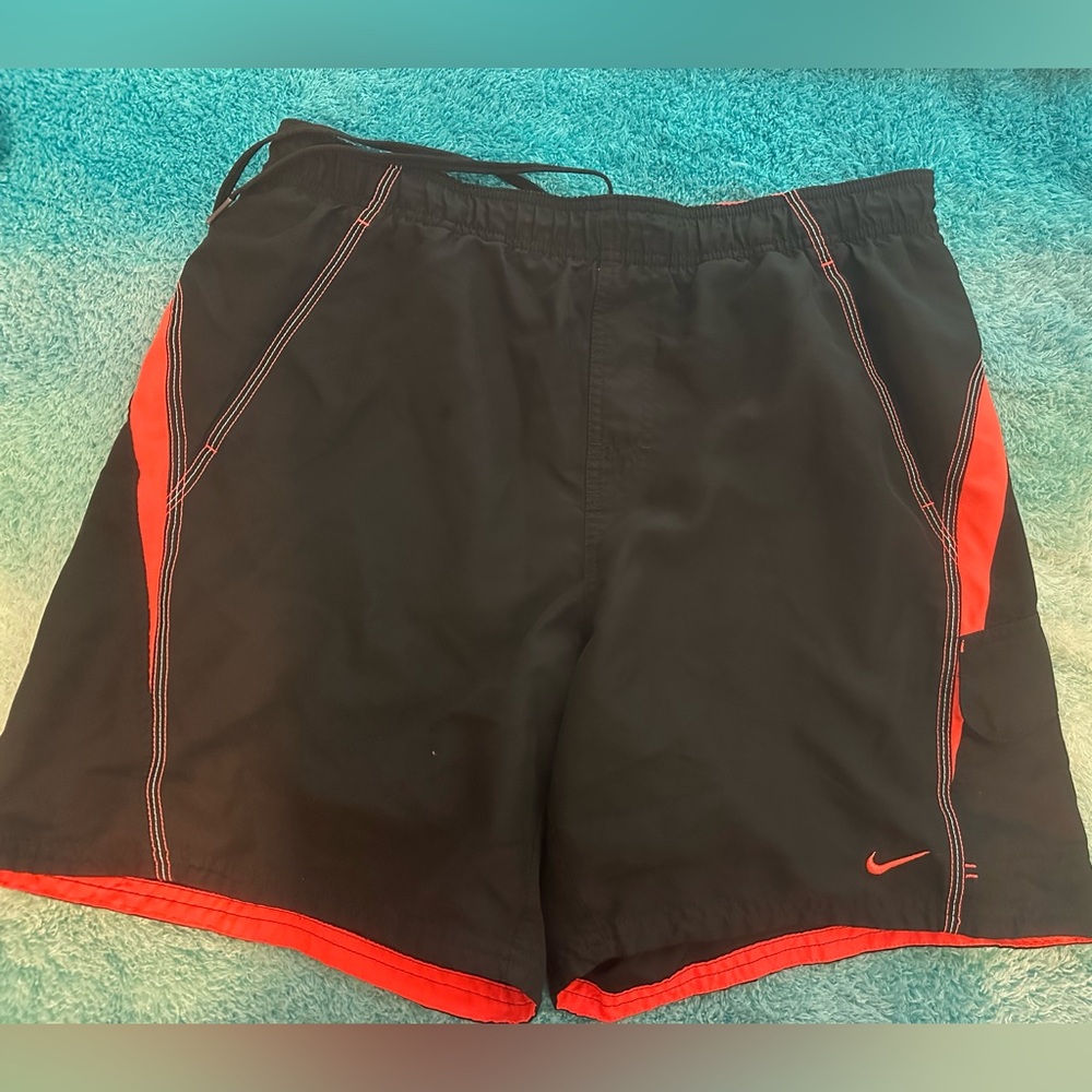 🔥🏊‍♂️🏝️🏄🌊 Nike Swim Trunks/Board Shorts Men's MEDIUM